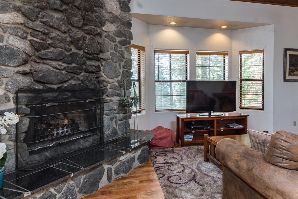 Villa Inside Yosemite Mountain Beauty Yosemite West Exterior foto